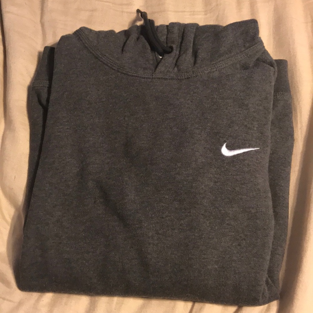 Men’s size large Nike sweatshirt